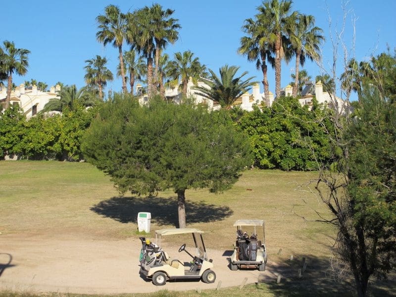 Garage for rent in Villamartin - € 200 (Ref: 8116937)