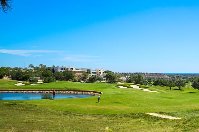 3 quarto Moradia para venda em Las Colinas Golf, Orihuela com piscina garagem - 1 210 000 € (Ref: 8158234)