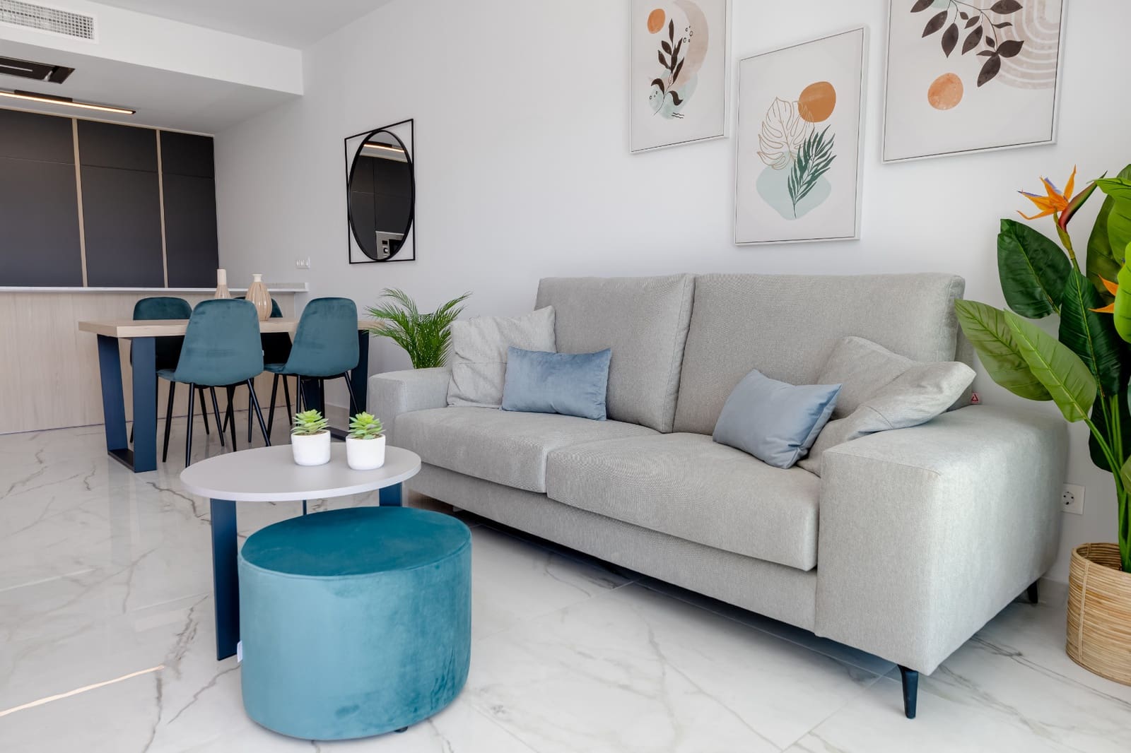2 Zimmer Apartment zu verkaufen in Guardamar del Segura mit Pool Garage - 255.000 € (Ref: 8221232)