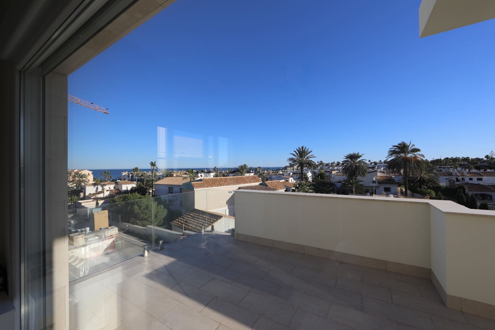 5 slaapkamer Villa te koop in La Zenia met zwembad garage - € 1.500.000 (Ref: 8240317)