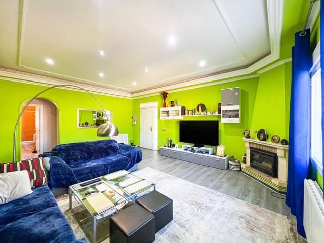 4 bedroom Villa for sale in Doña Pepa, Rojales with pool - € 698,000 (Ref: 8285169)