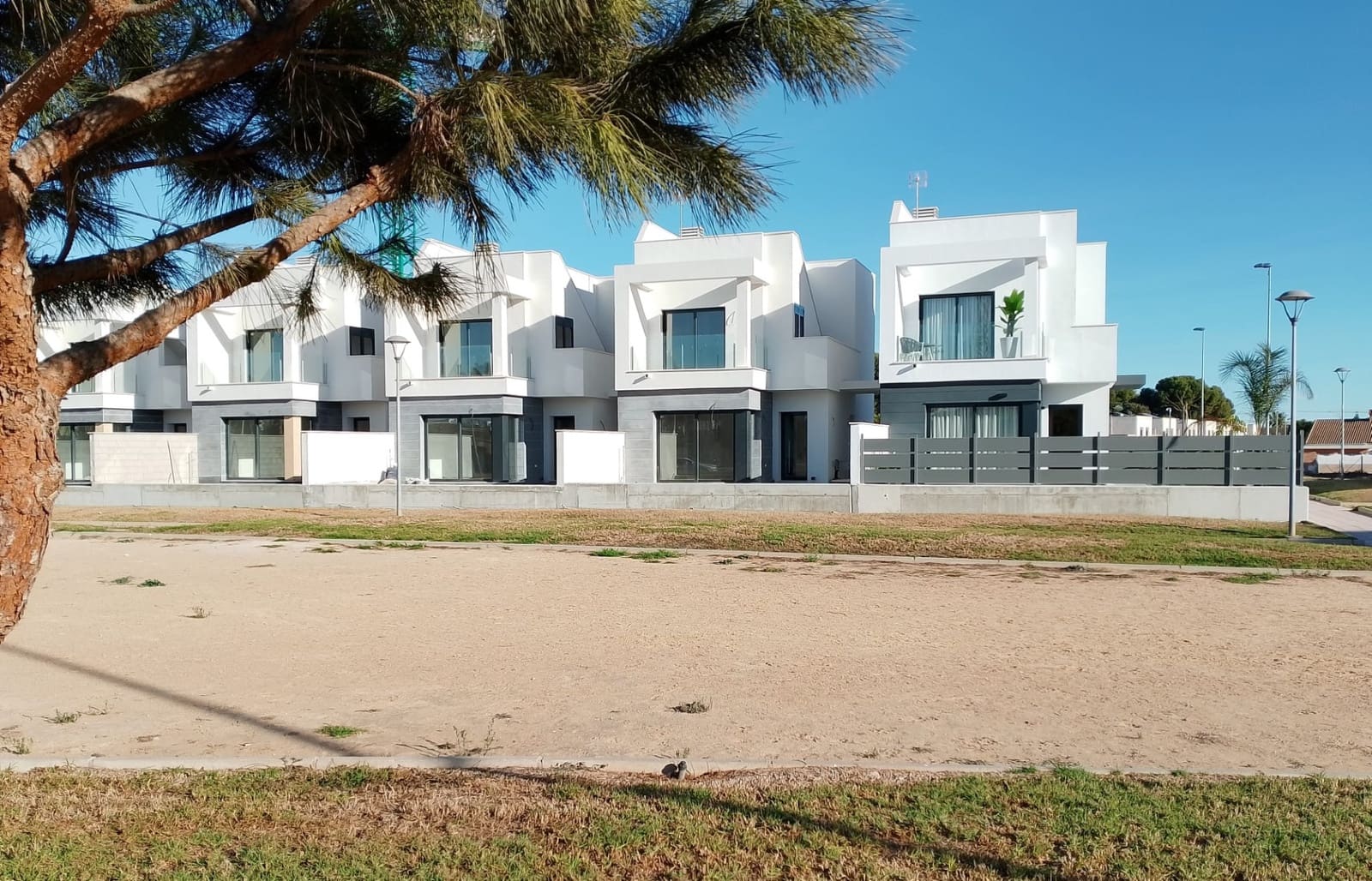 3 slaapkamer Villa te koop in Santiago de la Ribera met zwembad - € 349.000 (Ref: 8301937)