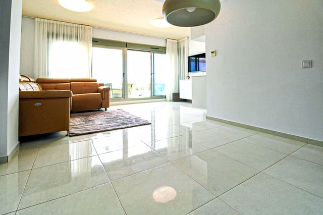 5 Zimmer Villa zu verkaufen in San Miguel de Salinas mit Pool - 586.000 € (Ref: 8310041)