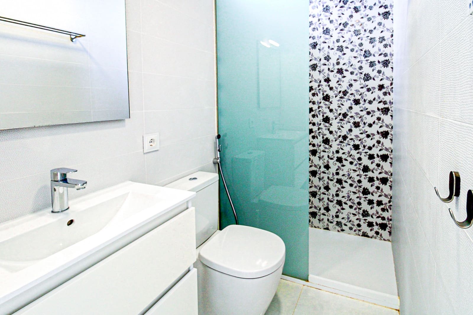 5 bedroom Villa for sale in San Miguel de Salinas with pool - € 586,000 (Ref: 8310041)