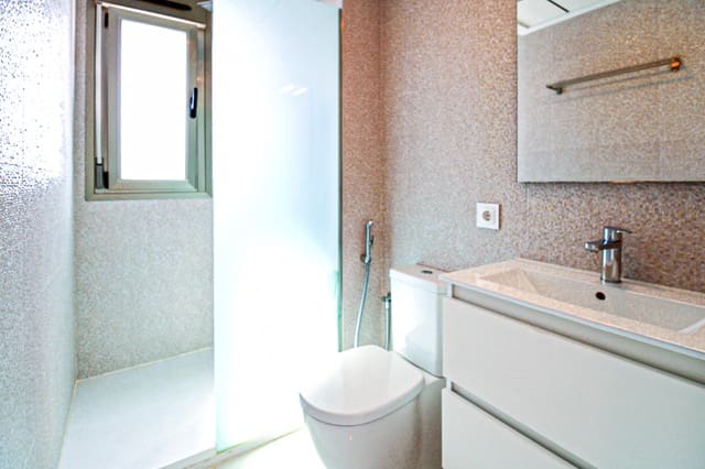 5 Zimmer Villa zu verkaufen in San Miguel de Salinas mit Pool - 586.000 € (Ref: 8310041)