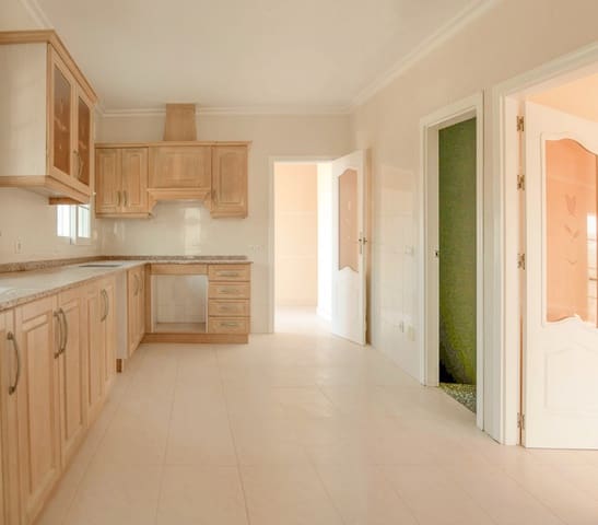 3 soveværelse Villa til salg i La Manga del Mar Menor med swimmingpool - € 780.000 (Ref: 8323594)