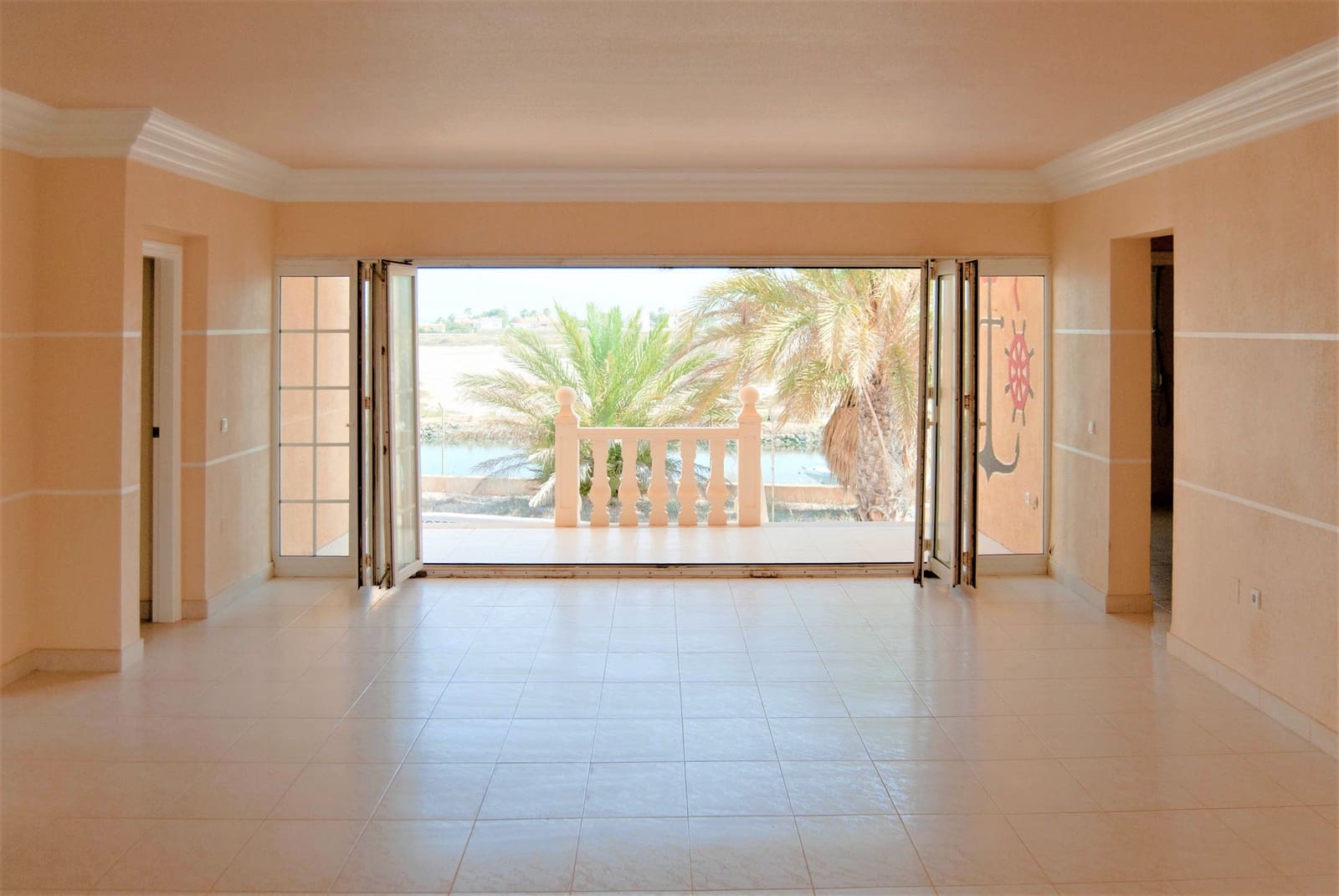 3 soveværelse Villa til salg i La Manga del Mar Menor med swimmingpool - € 780.000 (Ref: 8323594)