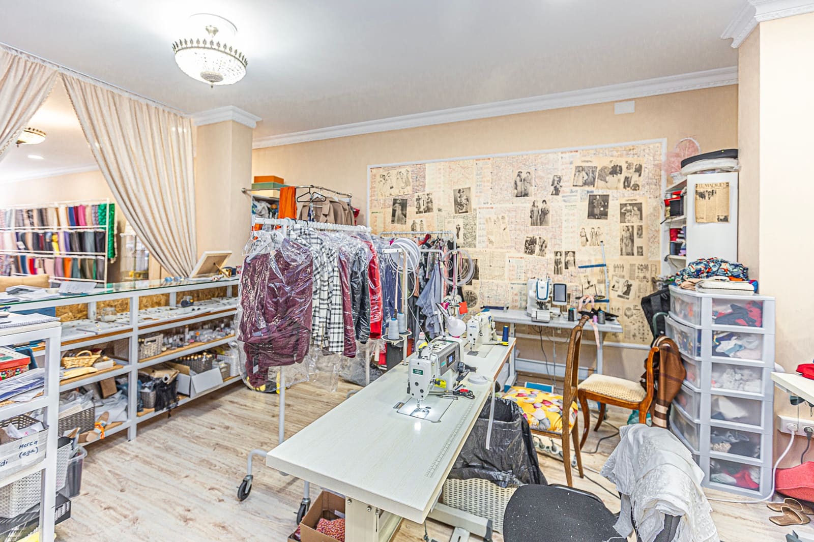 Commercial for sale in Torrevieja - € 199,000 (Ref: 8387510)