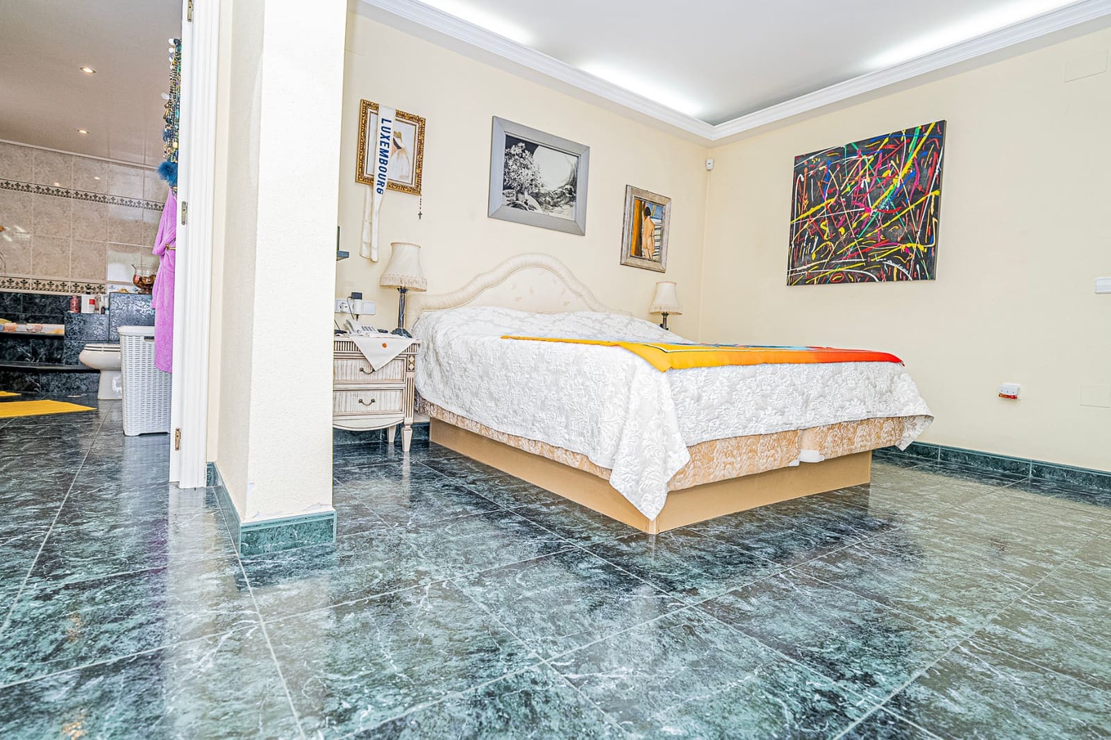 3 bedroom Villa for sale in Cabo Roig with pool garage - € 1,690,000 (Ref: 8408841)