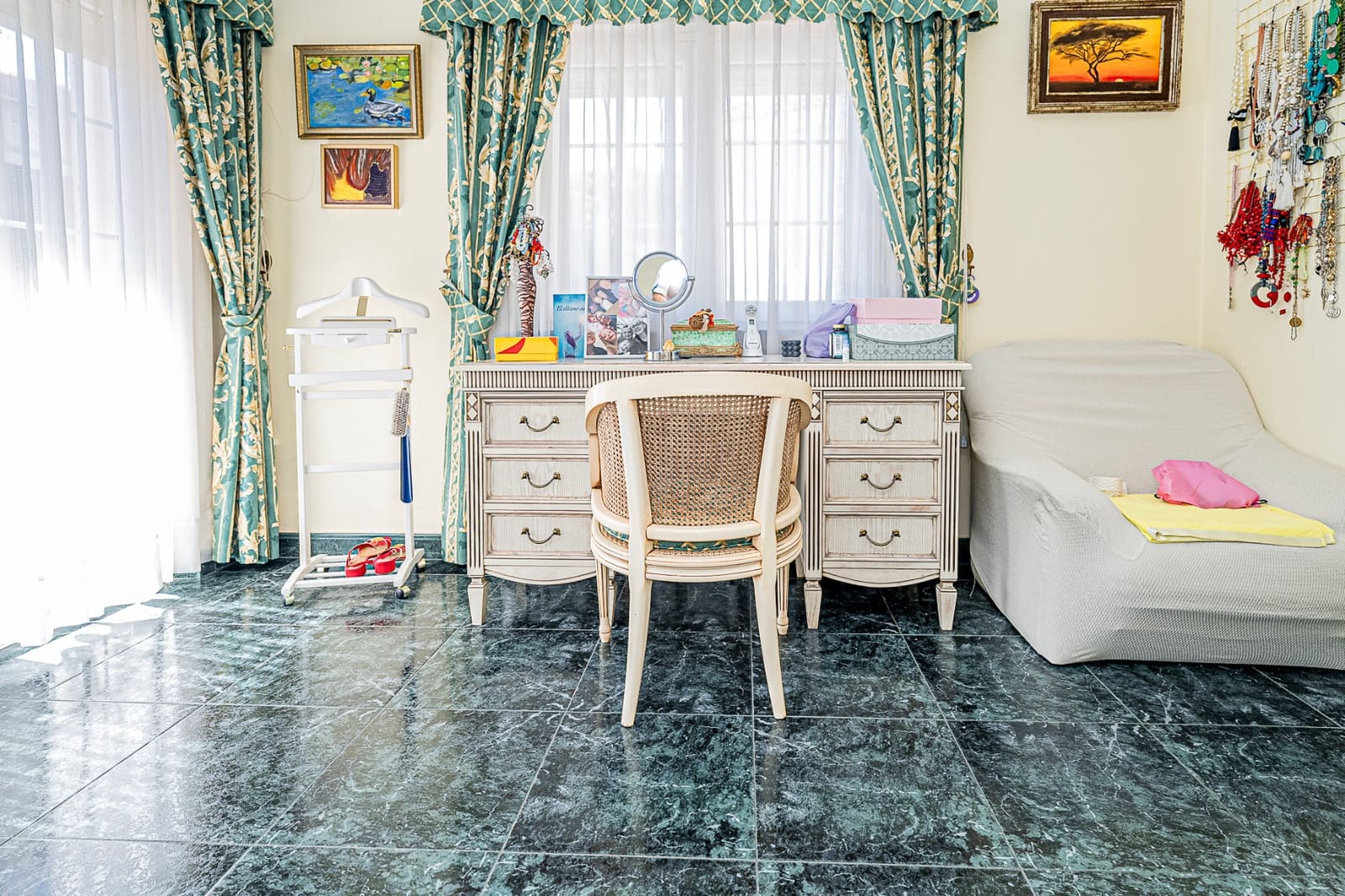 3 bedroom Villa for sale in Cabo Roig with pool garage - € 1,690,000 (Ref: 8408841)