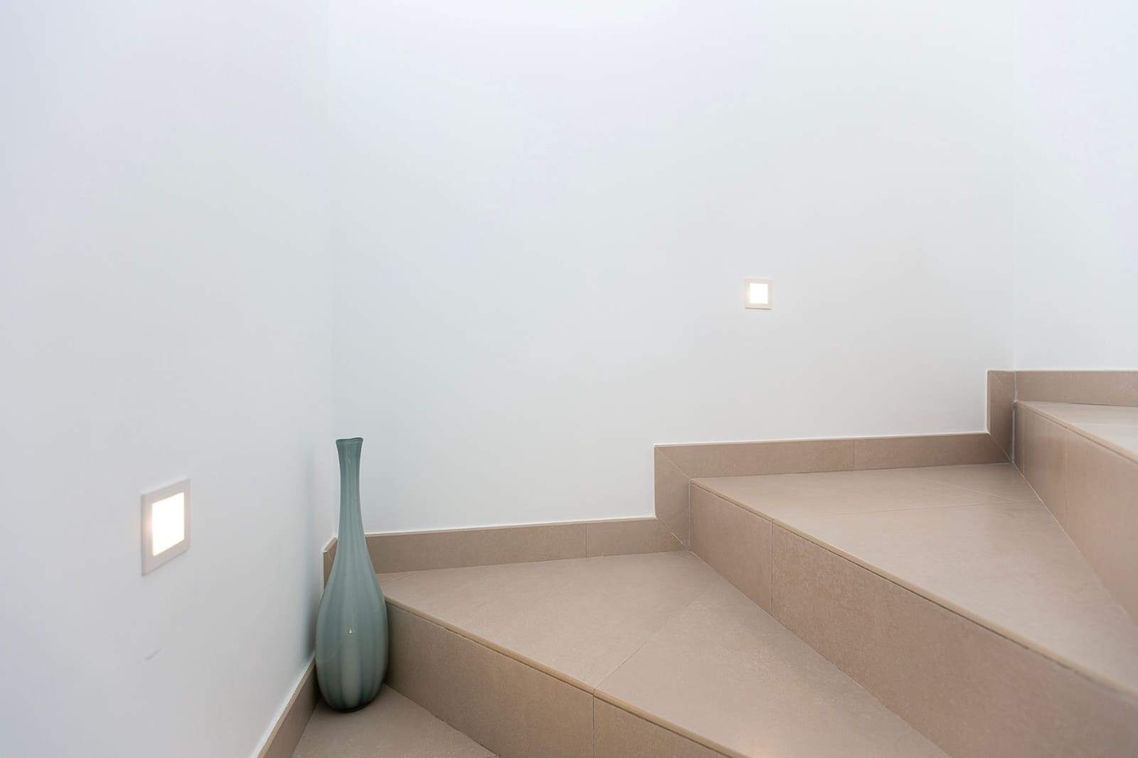 3 bedroom Villa for sale in Dona Pepa with pool - € 405,000 (Ref: 8425577)