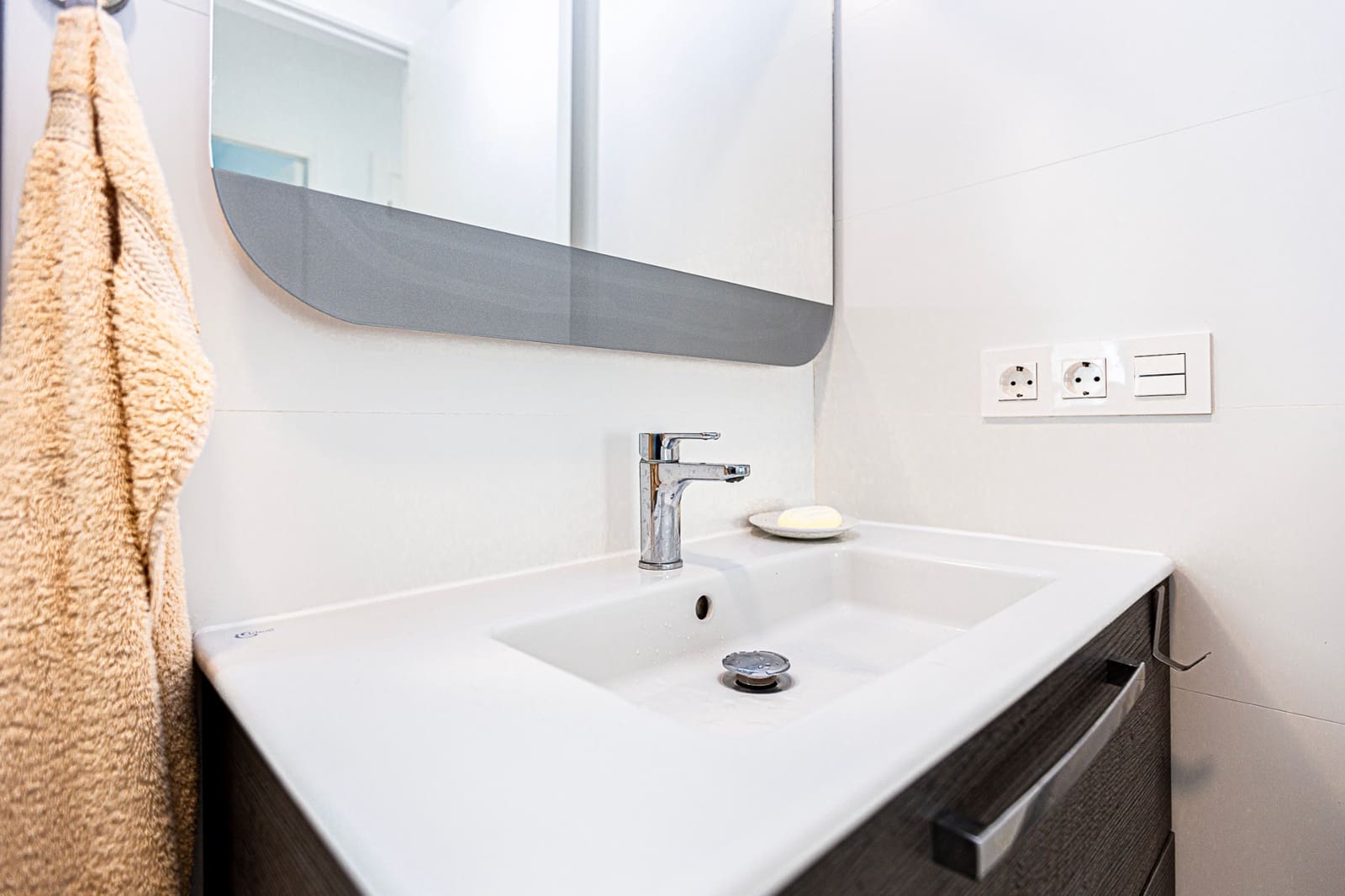 3 bedroom Villa for sale in Dona Pepa with pool - € 405,000 (Ref: 8425577)