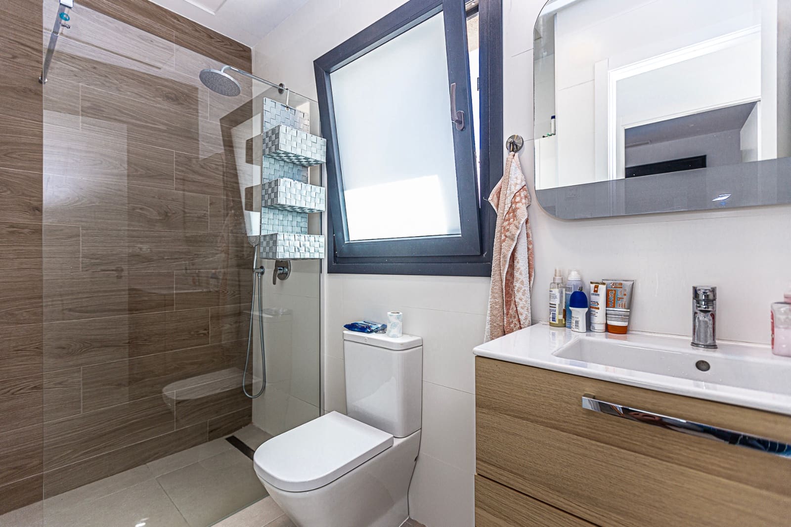 3 bedroom Villa for sale in Dona Pepa with pool - € 405,000 (Ref: 8425577)