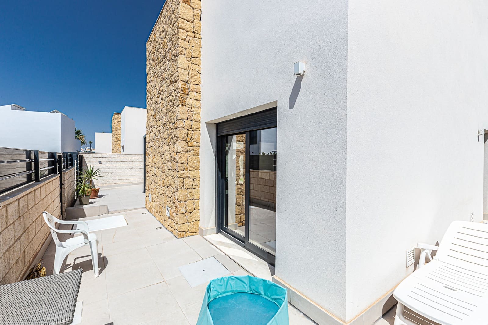 3 bedroom Villa for sale in Dona Pepa with pool - € 405,000 (Ref: 8425577)