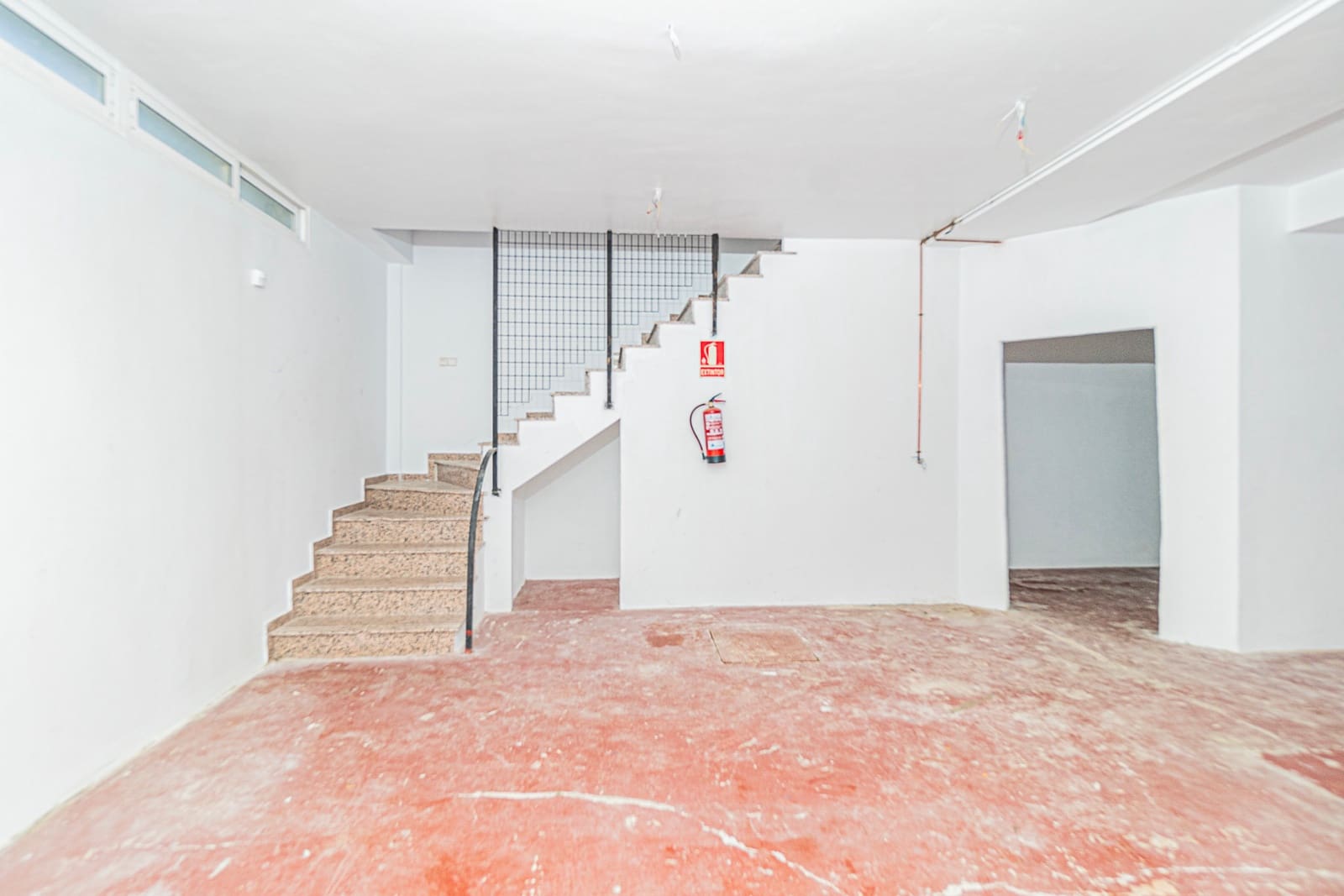 Komercyjne do wynajęcia w La Zenia - 1 800 € (Ref: 8428074)