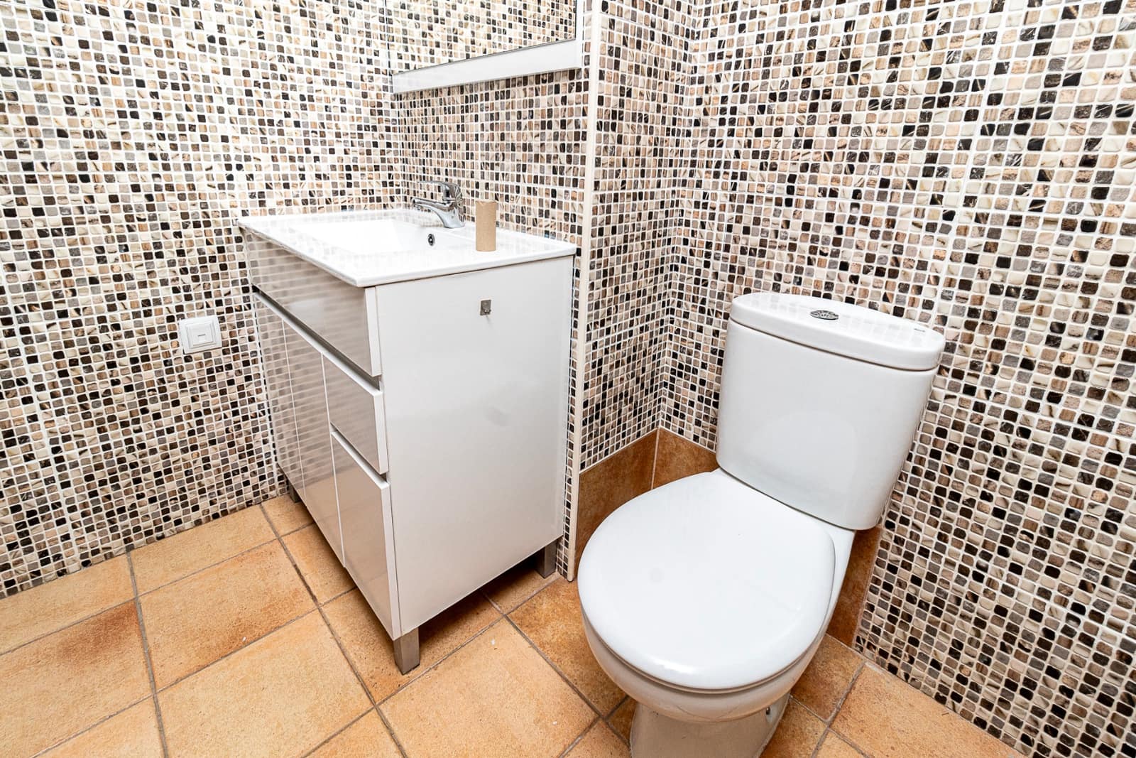 Komercyjne do wynajęcia w La Zenia - 1 800 € (Ref: 8428074)