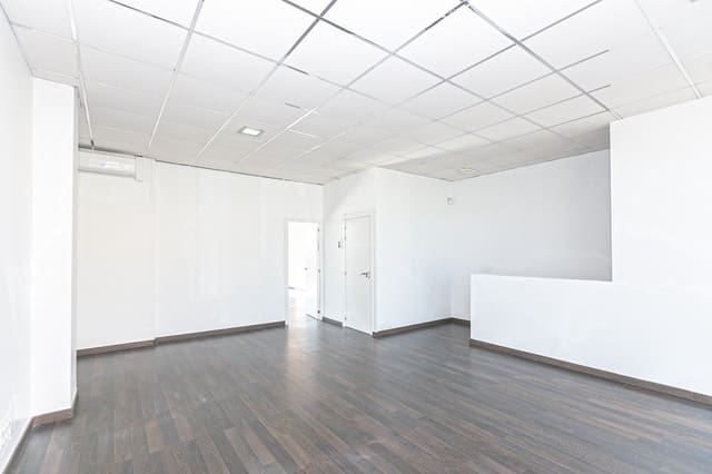 Erhverv til leje i La Zenia, Orihuela - € 1.800 (Ref: 8428074)