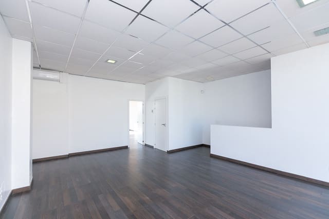 Erhverv til leje i La Zenia, Orihuela - € 1.800 (Ref: 8428074)