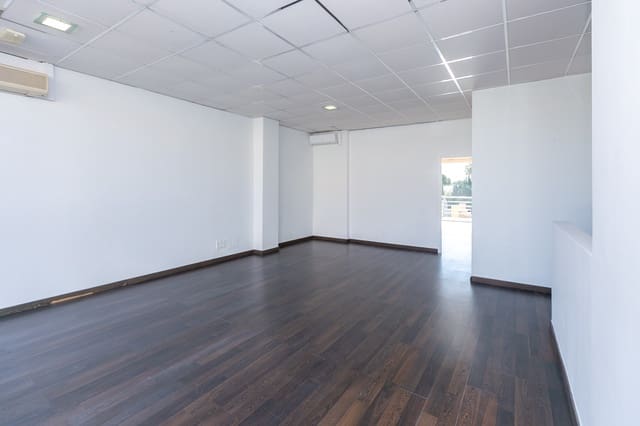 Erhverv til leje i La Zenia, Orihuela - € 1.800 (Ref: 8428074)