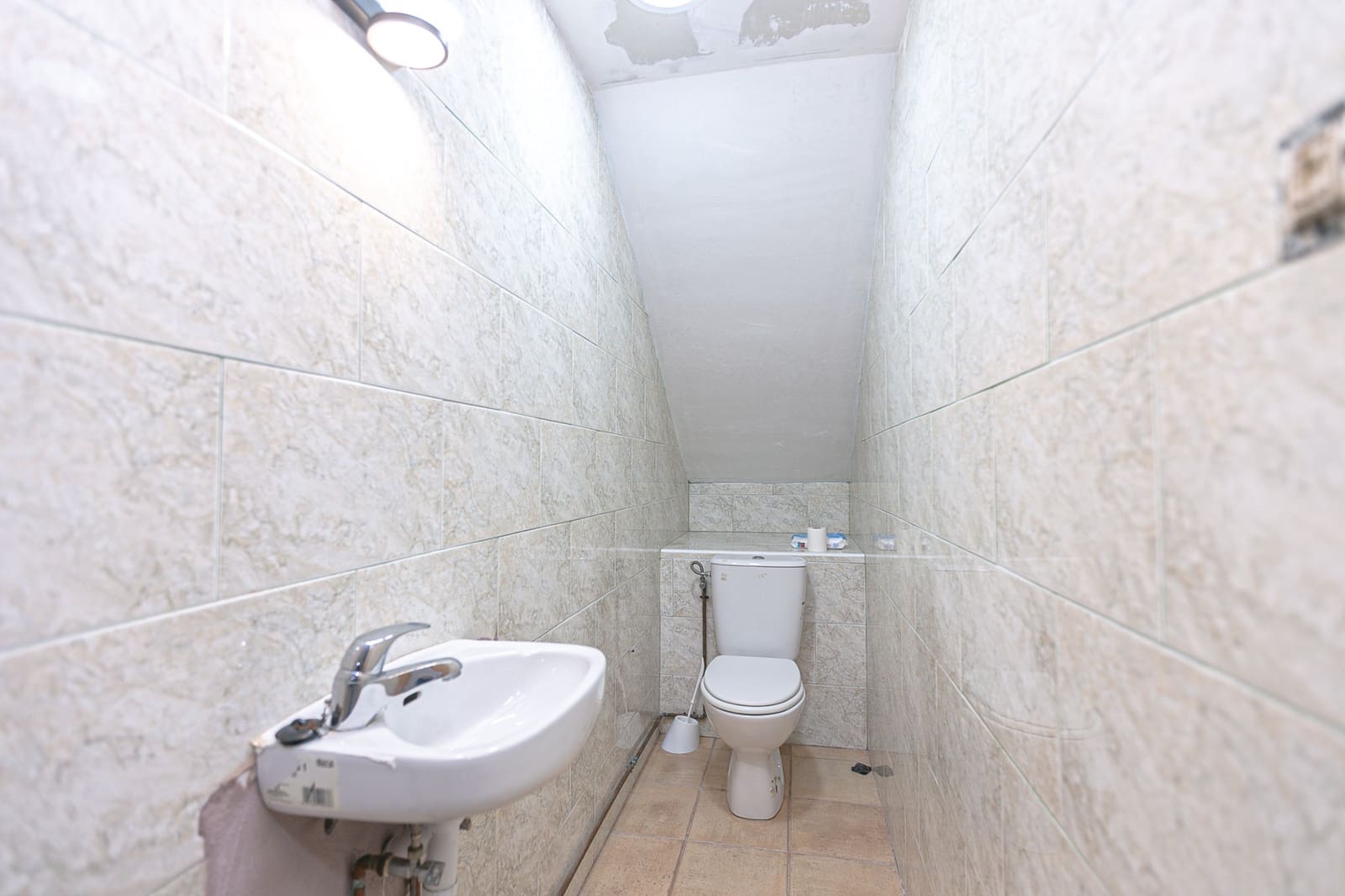 Commercial for rent in La Zenia - € 1,800 (Ref: 8428074)