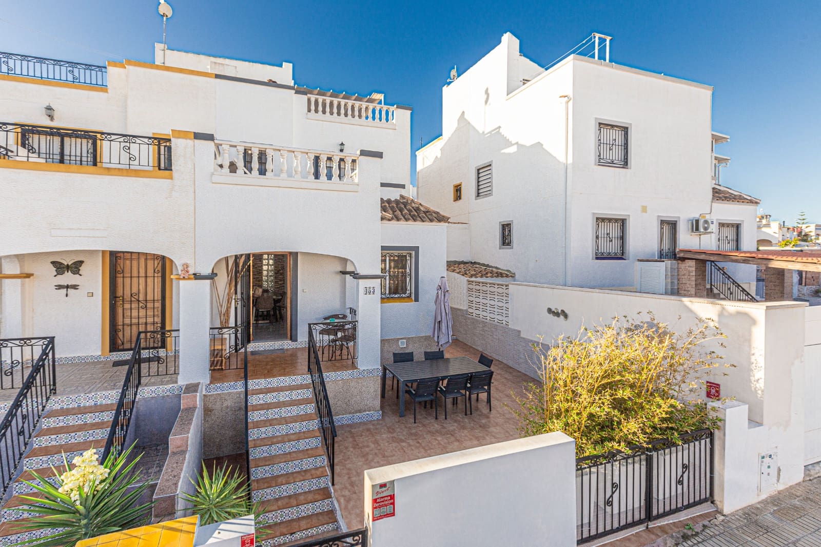3 bedroom Townhouse for rent in Los Balcones with pool - € 1,300 (Ref: 8555139)