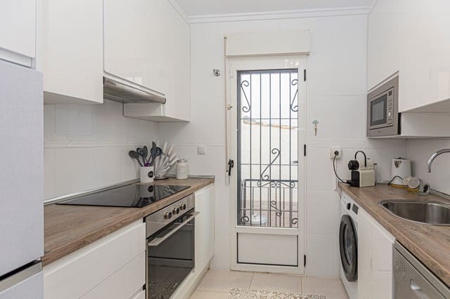 3 bedroom Townhouse for rent in Los Balcones with pool - € 1,300 (Ref: 8555139)