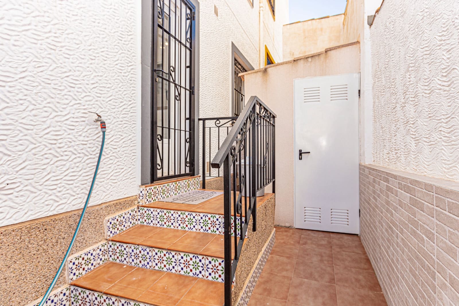 3 bedroom Townhouse for rent in Los Balcones with pool - € 1,300 (Ref: 8555139)
