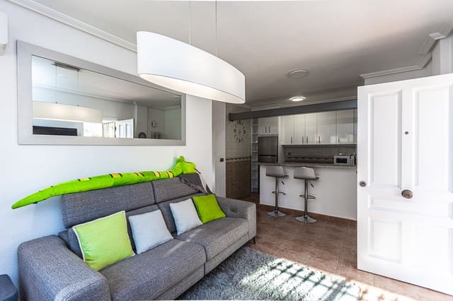 3 soverom Rekkehus til salgs i Playa Flamenca, Orihuela med svømmebasseng - € 215 000 (Ref: 8595754)