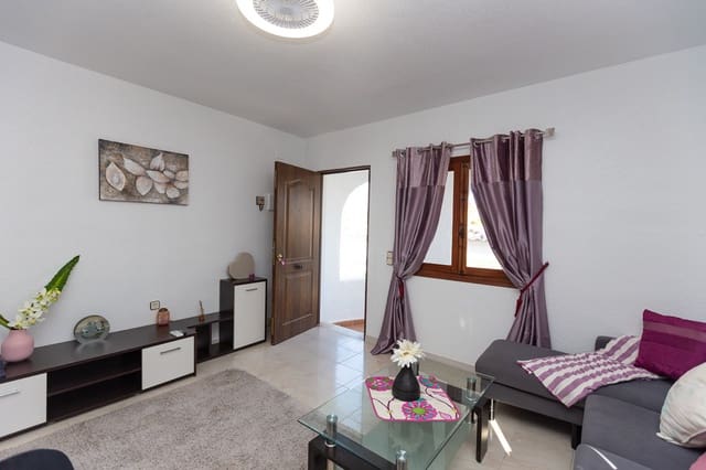 2 makuuhuone Huvila myytävänä paikassa Villamartin, Orihuela - 169 000 € (Ref: 8639915)