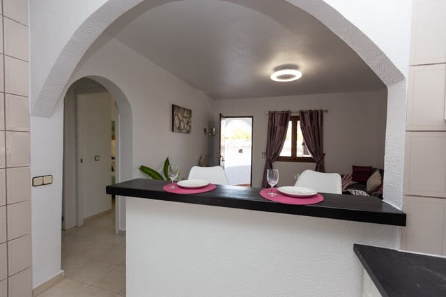 2 makuuhuone Huvila myytävänä paikassa Villamartin, Orihuela - 169 000 € (Ref: 8639915)
