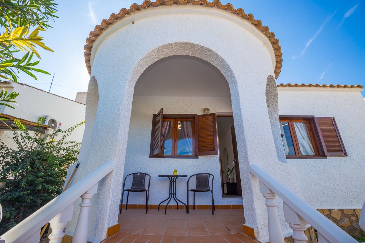 2 makuuhuone Huvila myytävänä paikassa Villamartin - 169 000 € (Ref: 8639915)