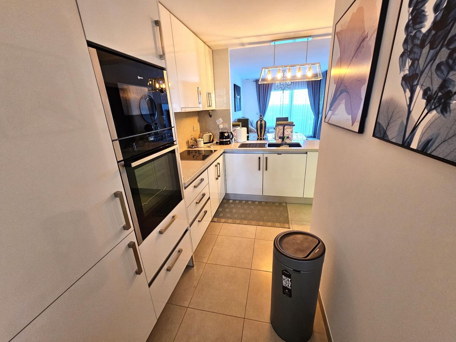 2 makuuhuone Huoneisto myytävänä paikassa Orihuela Costa mukana uima-altaan 
autotalli - 250 000 € (Ref: 8810741)