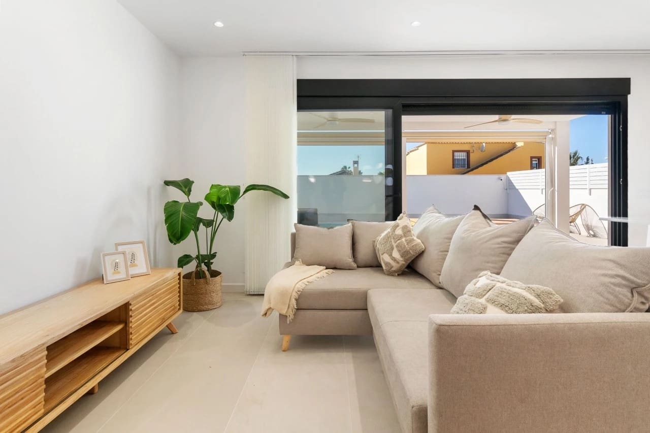 3 sovrum Villa till salu i El Chaparral med pool - 499 000 € (Ref: 8837907)