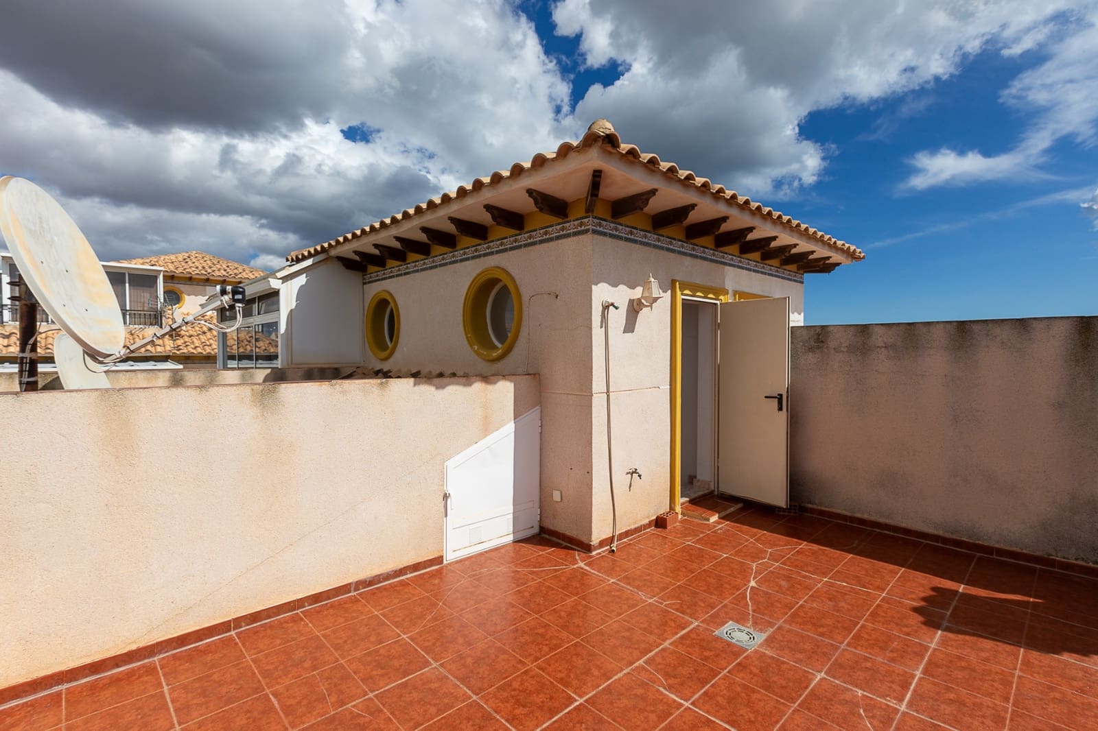 3 slaapkamer Villa te koop in La Zenia met zwembad - € 225.000 (Ref: 8878663)
