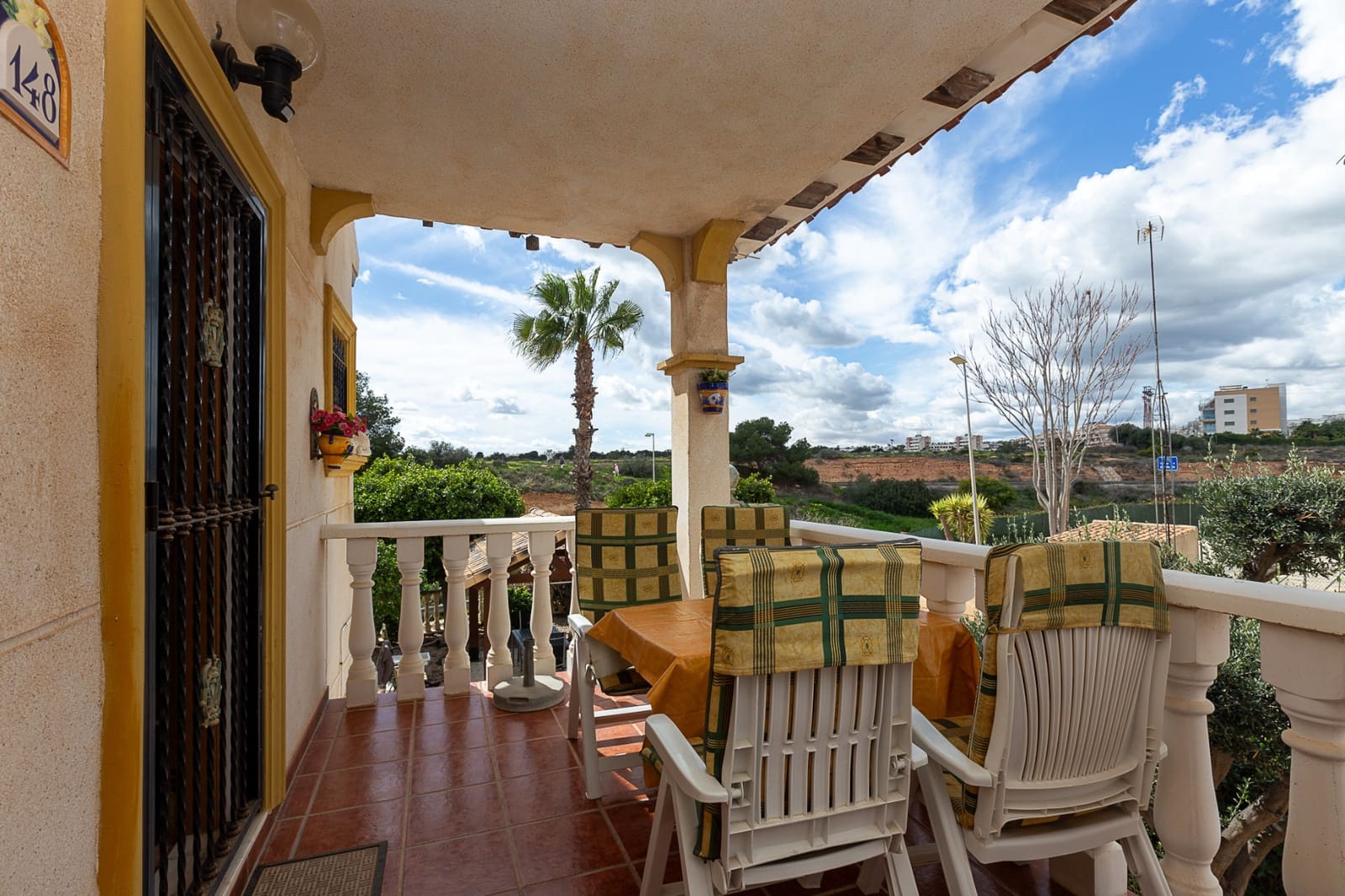 3 slaapkamer Villa te koop in La Zenia met zwembad - € 225.000 (Ref: 8878663)