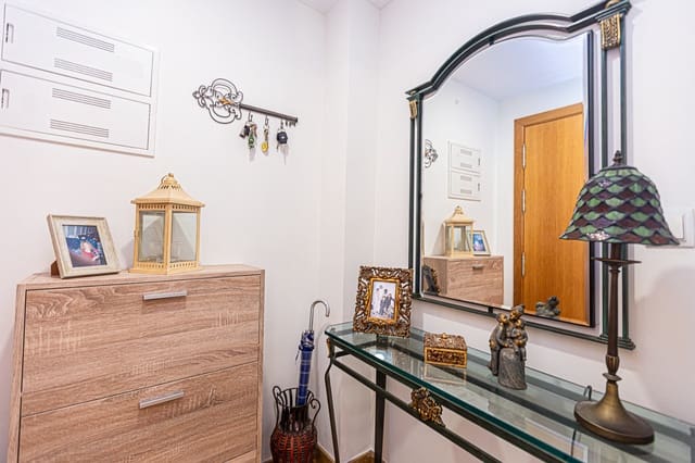 3 slaapkamer Appartement te koop in Centro - Muelle Pesquero, Torrevieja - € 265.000 (Ref: 8895809)