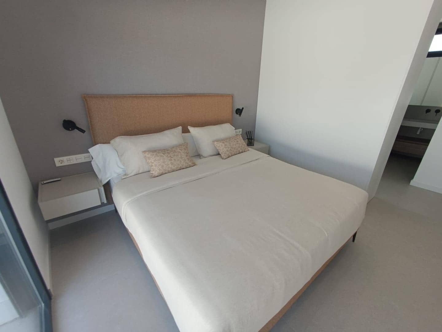 3 makuuhuone Huvila myytävänä paikassa Ciudad Quesada mukana uima-altaan - 680 000 € (Ref: 8913541)