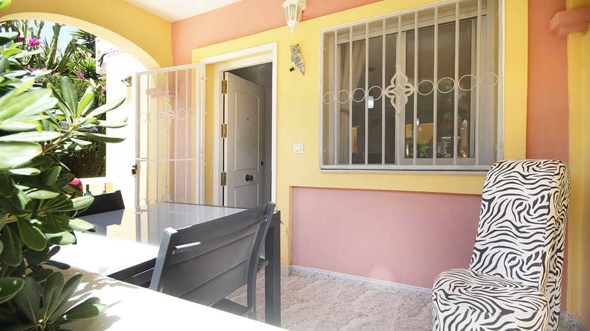 2 camera da letto Casa in vendita in Villamartin con piscina - 165.000 € (Rif: 8917278)