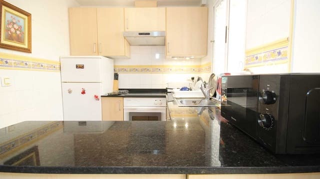 2 quarto Casa em Banda para venda em Villamartin, Orihuela com piscina - 165 000 € (Ref: 8917278)