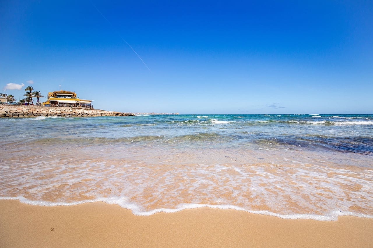 3 bedroom Apartment for sale in Punta Prima with pool - € 379,000 (Ref: 8924763)