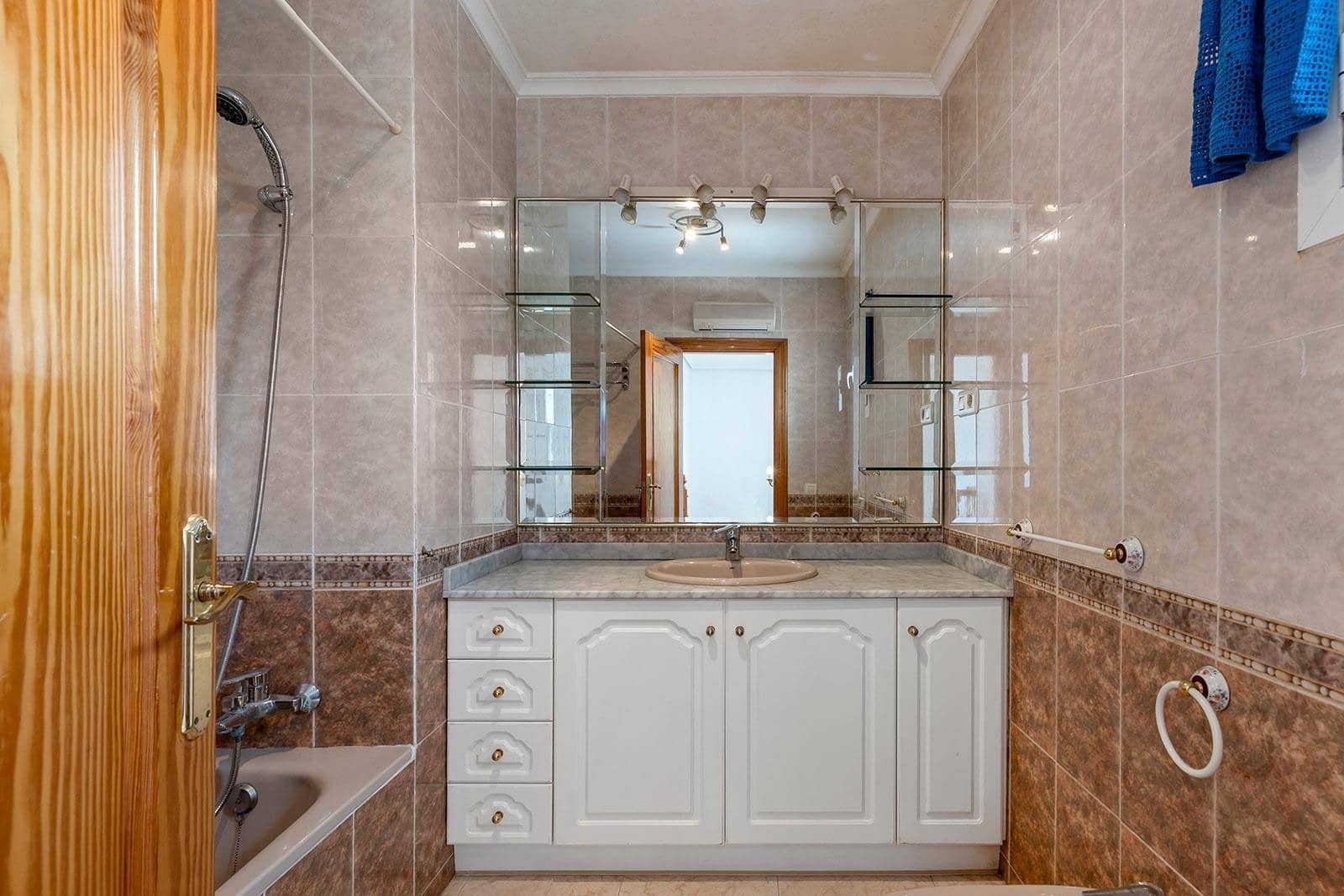 5 sovrum Villa till salu i Los Altos med pool - 449 000 € (Ref: 8924764)