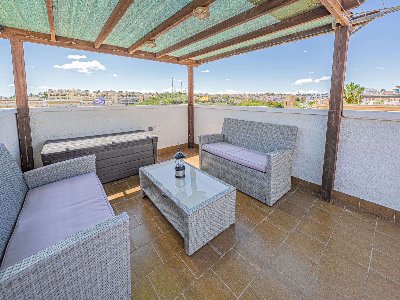 4 chambre Villa/Maison à vendre à Villamartin avec piscine - 379 000 € (Ref: 8937995)