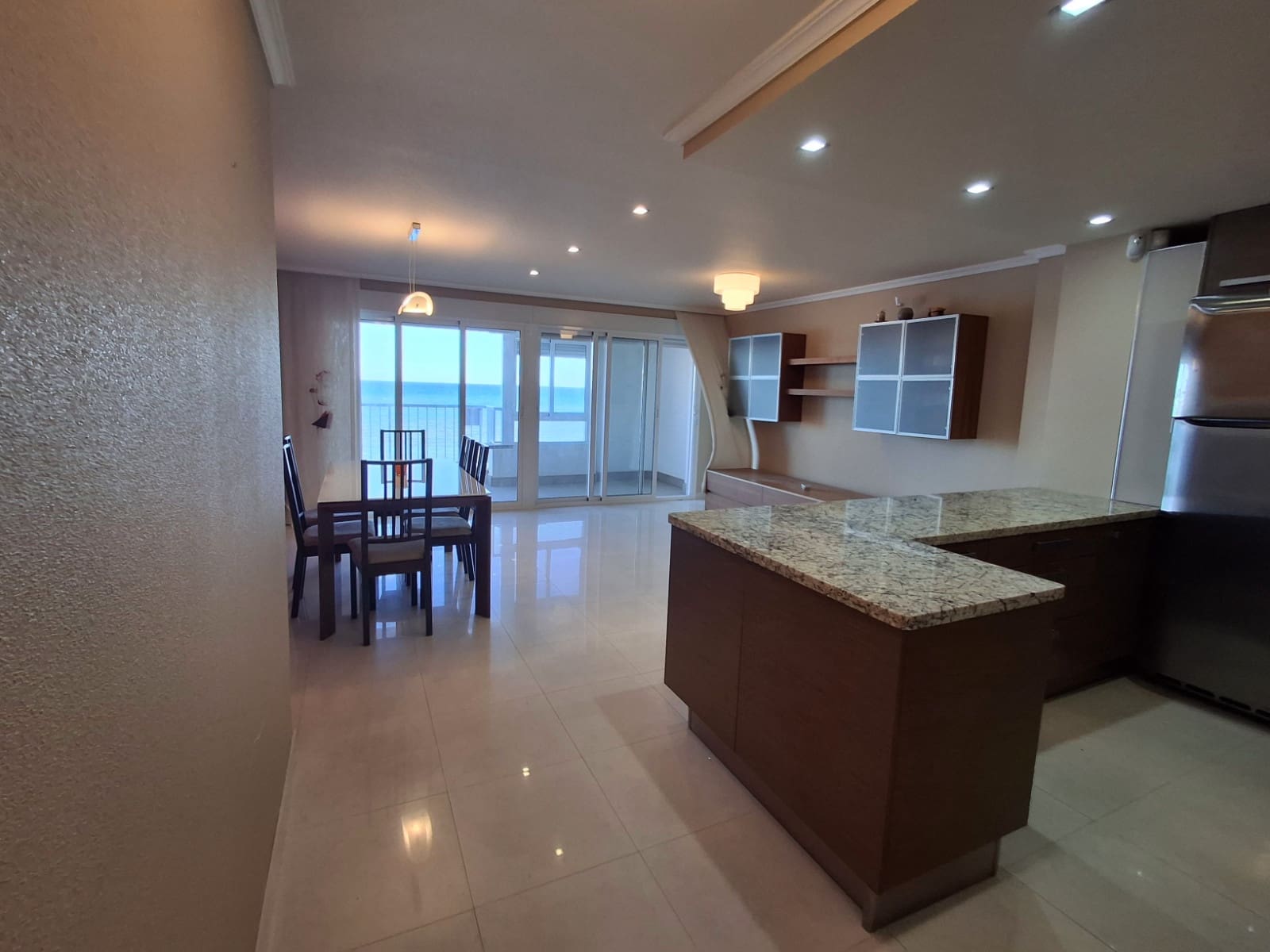 3 soveværelse Lejlighed til salg i Torrevieja med garage - € 310.000 (Ref: 8947549)