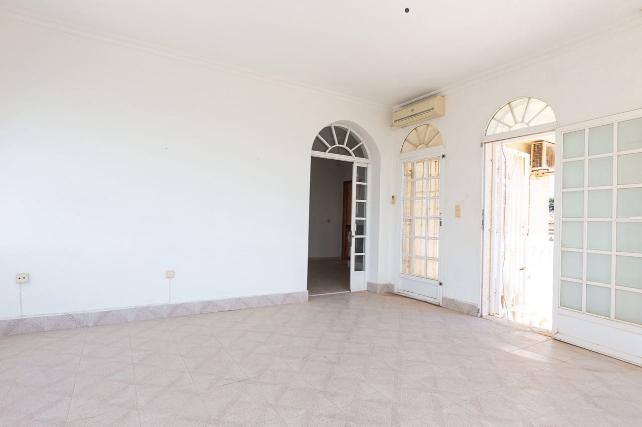 6 chambre Villa/Maison à vendre à Ciudad Quesada avec piscine garage - 499 000 € (Ref: 8997550)