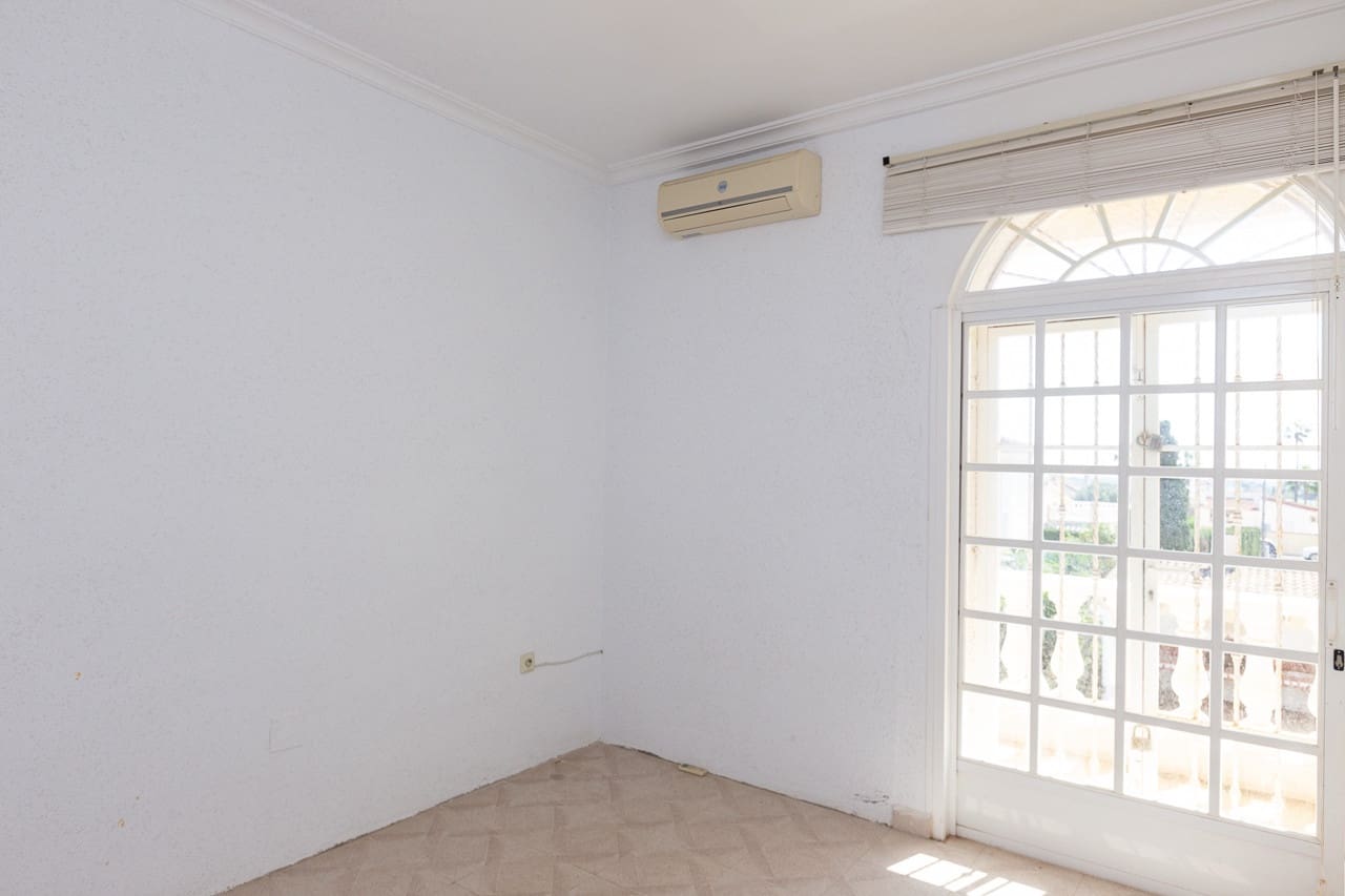 6 chambre Villa/Maison à vendre à Ciudad Quesada avec piscine garage - 499 000 € (Ref: 8997550)