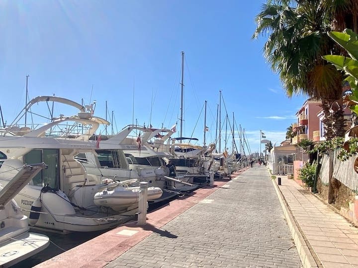 3 soverom Leilighet til salgs i Torrevieja med svømmebasseng - € 295 000 (Ref: 9002136)