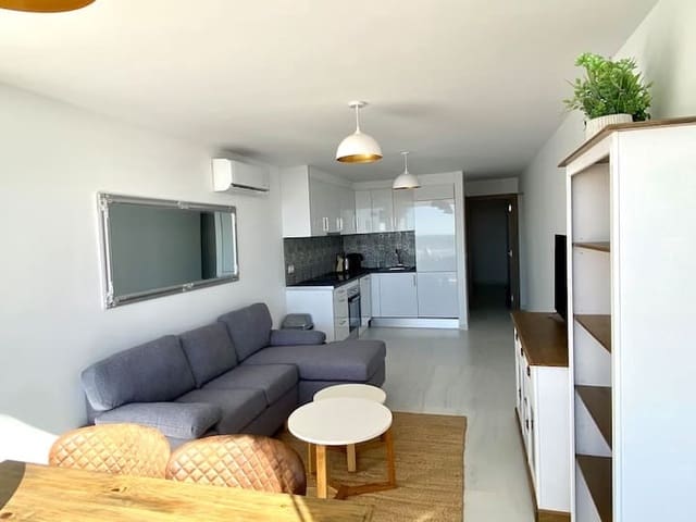 3 soverom Leilighet til salgs i Puerto Deportivo, Torrevieja med svømmebasseng - € 295 000 (Ref: 9002136)