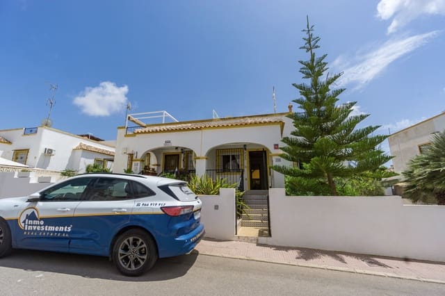 3 soveværelse Semi-Rækkehus til salg i La Marina, Elche / Elx med swimmingpool - € 159.000 (Ref: 9040952)