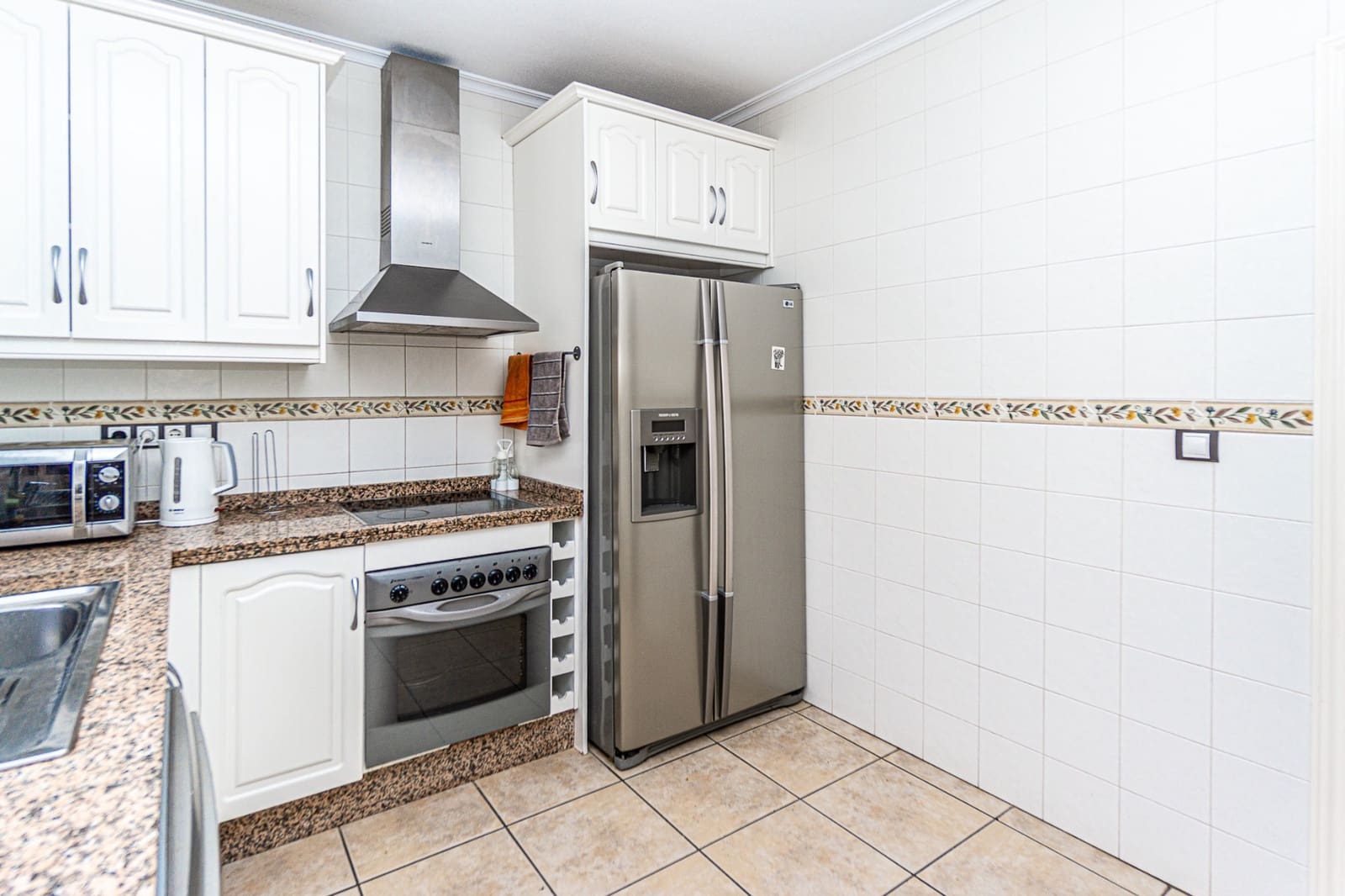 3 Zimmer Villa zu verkaufen in Villamartin mit Pool - 355.000 € (Ref: 9058143)