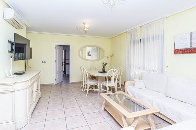 3 Zimmer Villa zu verkaufen in Villamartin, Orihuela mit Pool - 355.000 € (Ref: 9058143)